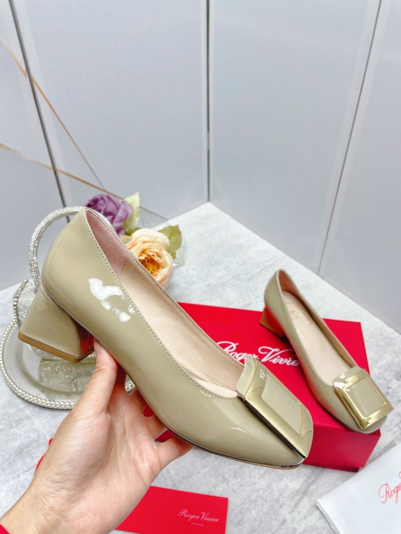 Roger Vivier flat shoes